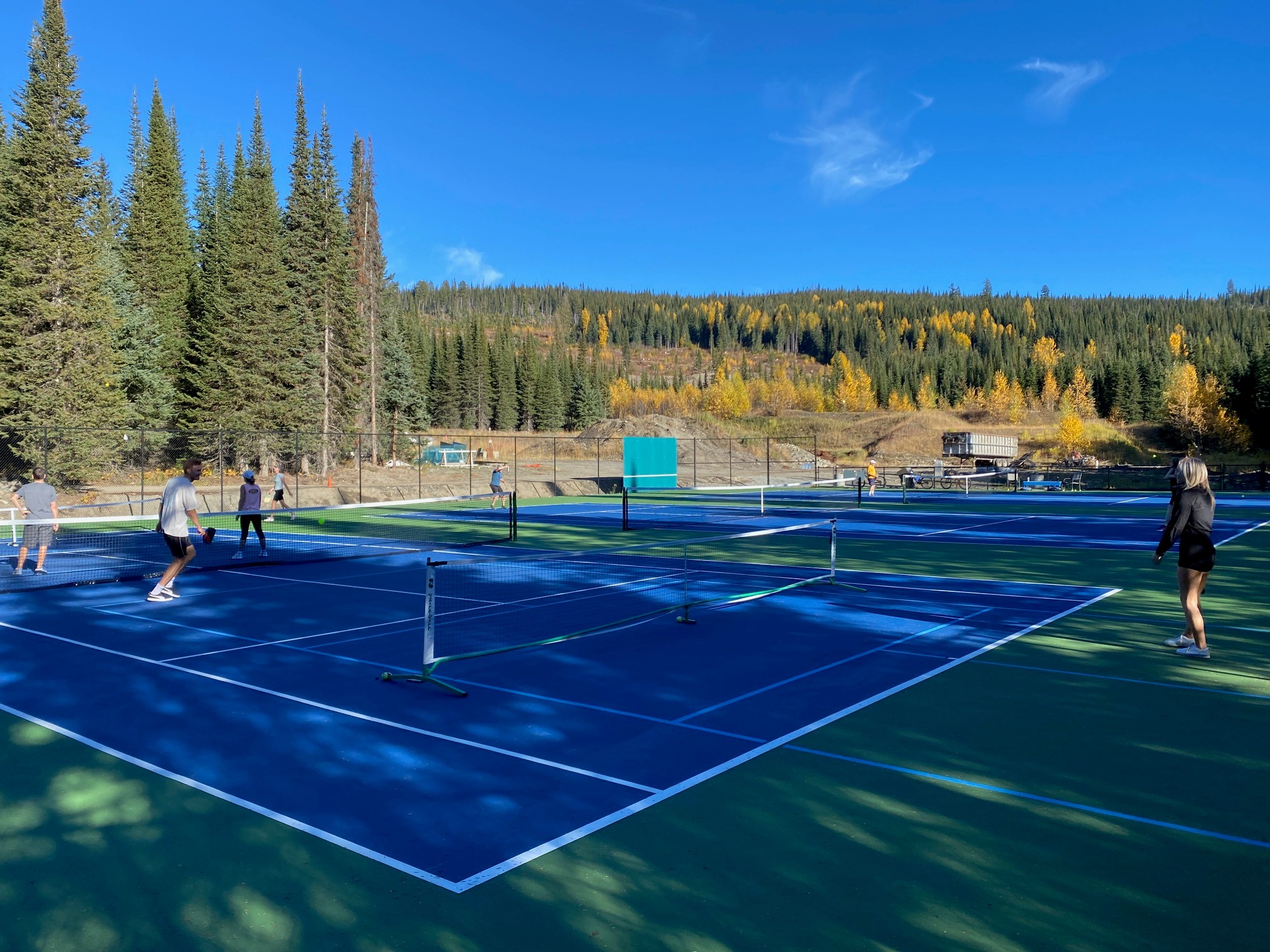 Sun Peaks pickleball courts