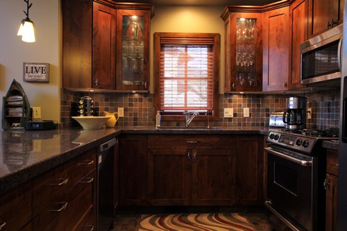 Luxurious, fully-equipped Trapper's Landing Kitchen