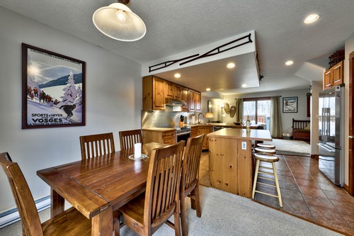 Timberline Village 47 dining area