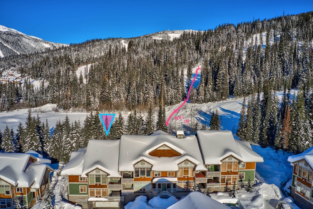 Settlers Crossing ski-in/ski-out location